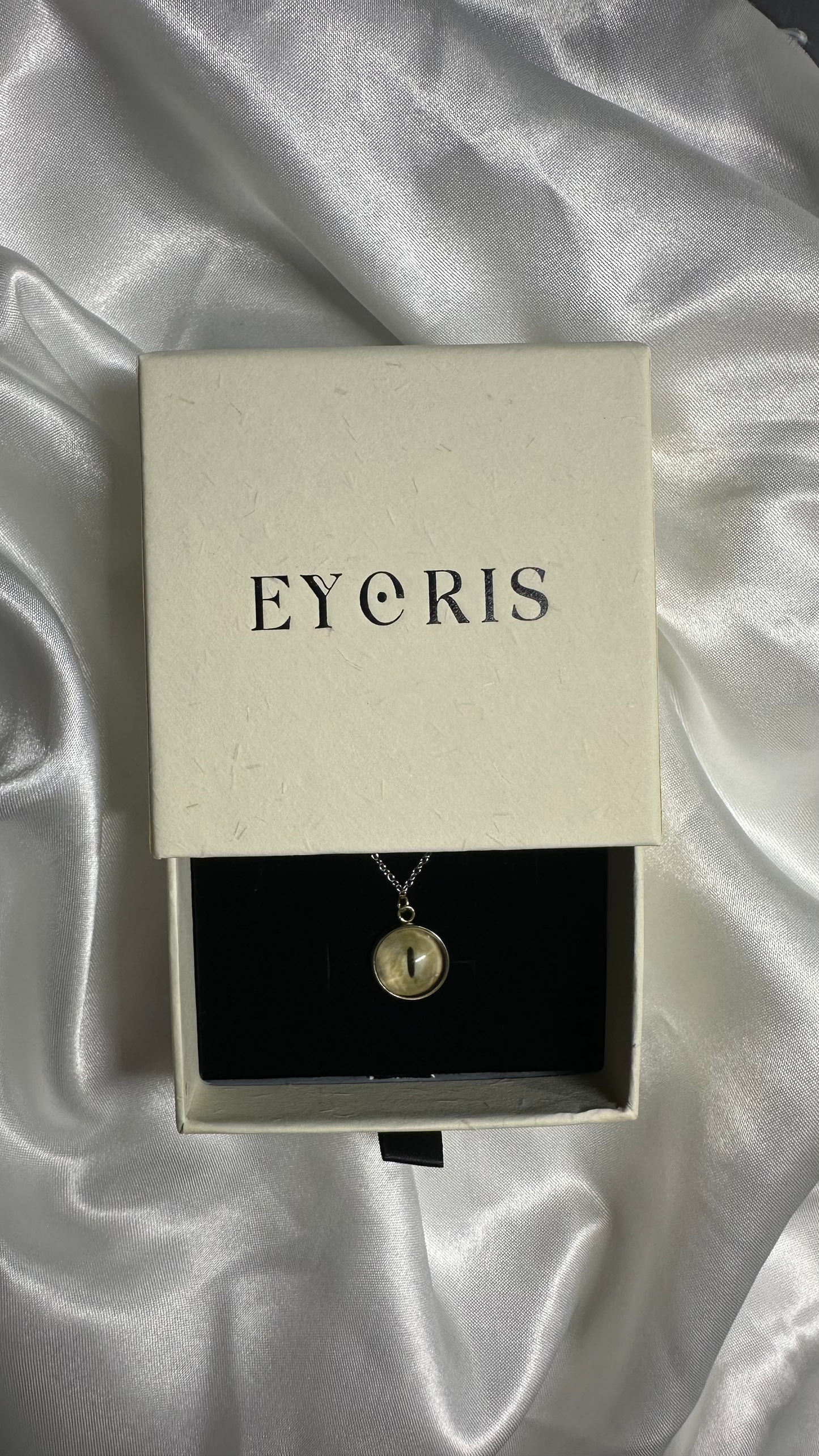 Collier SARAH - pendentif moyen (12mm)